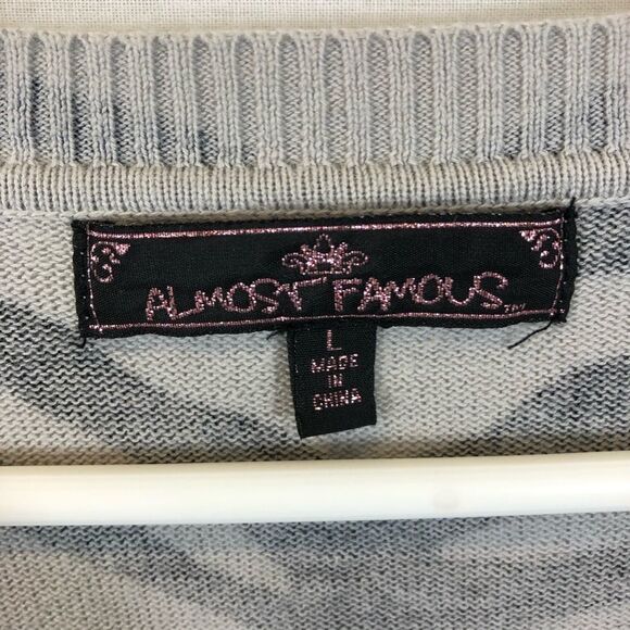 Almost Famous Zebra Print Lightweight‎ Pull Over L - Picture 3 of 9